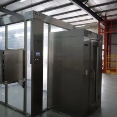 24 Salle de douche à air à buse de conception standard pour un nettoyage pratique