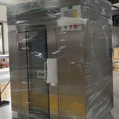 Douche d'air de salle blanche avec configuration de préfiltre et dimension d'installation compacte